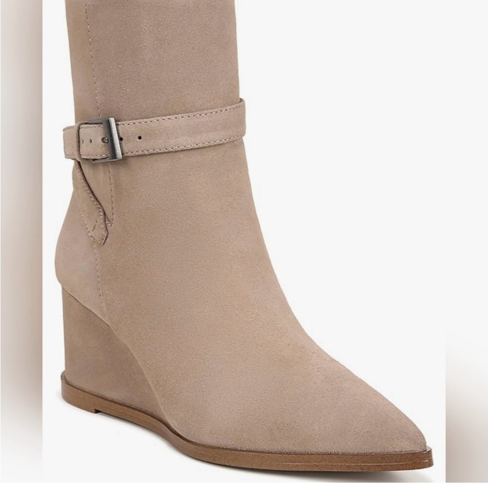 NIB Franco Sarto Emina Women’s Suede Boots in color Chinchilla size 6.5